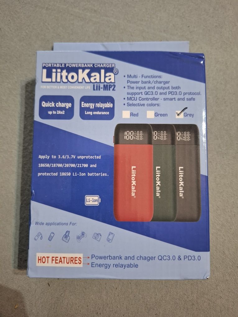 Power bank / Ładowarka, akumulatory liIon 18650, 10 000 mAh