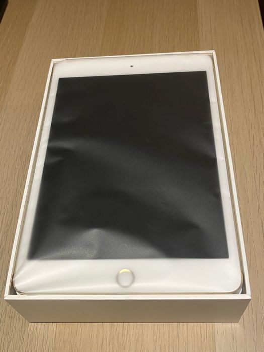 iPad mini 4, dourado 128GB (WiFi + Celular)