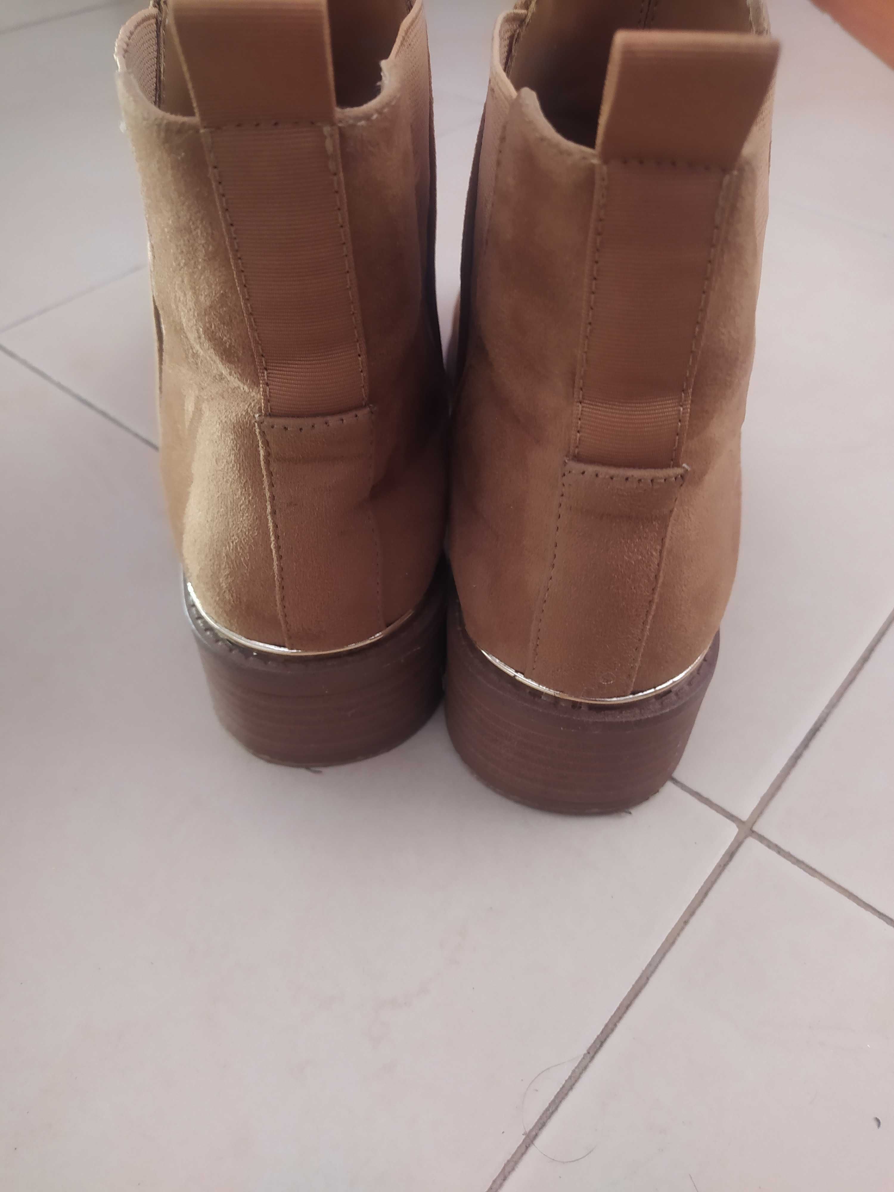 Botins Cor Camel