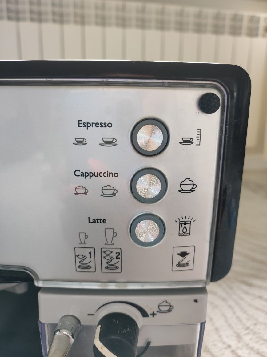 Express do kawy kolbowy z pojemnikiem na mleko Breville PrimaLatte