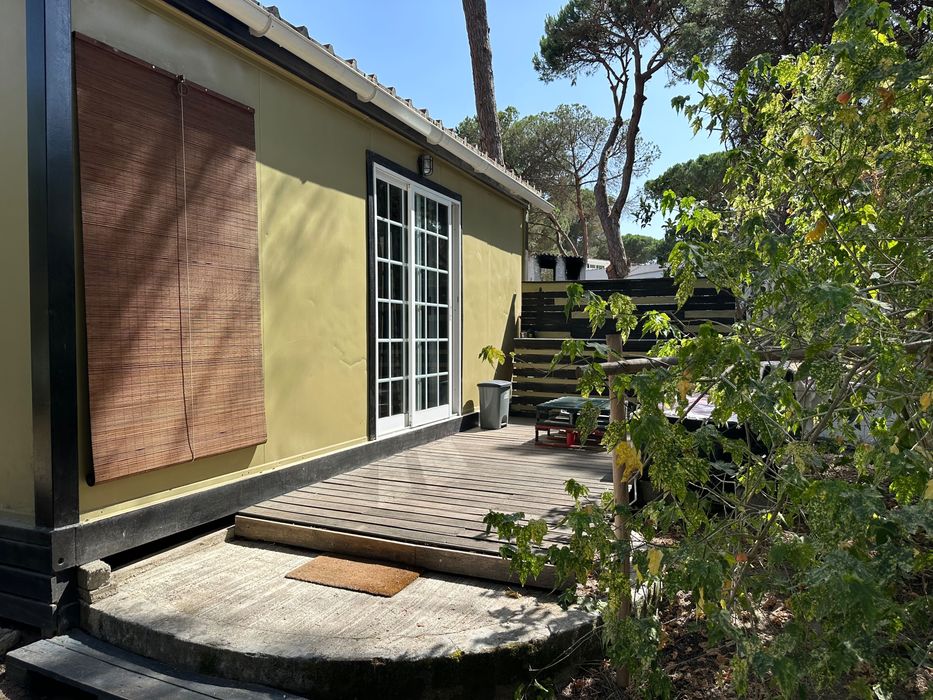 Casinha pré-fabricada