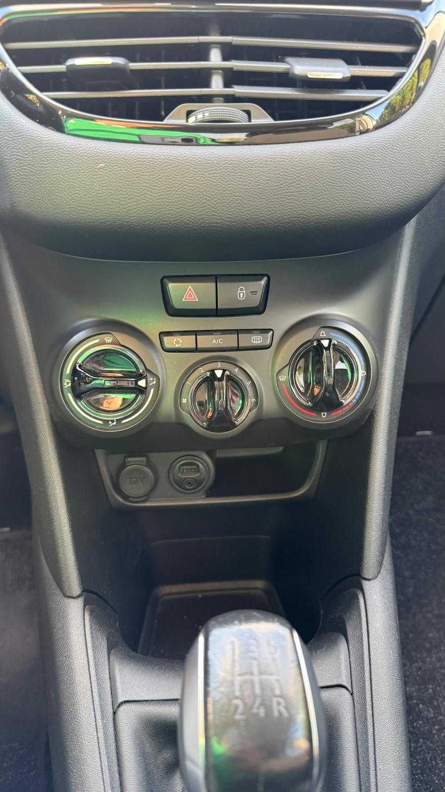 Peugeot 208 1.2 Style