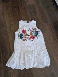 Sukienka biała kwiaty haft M