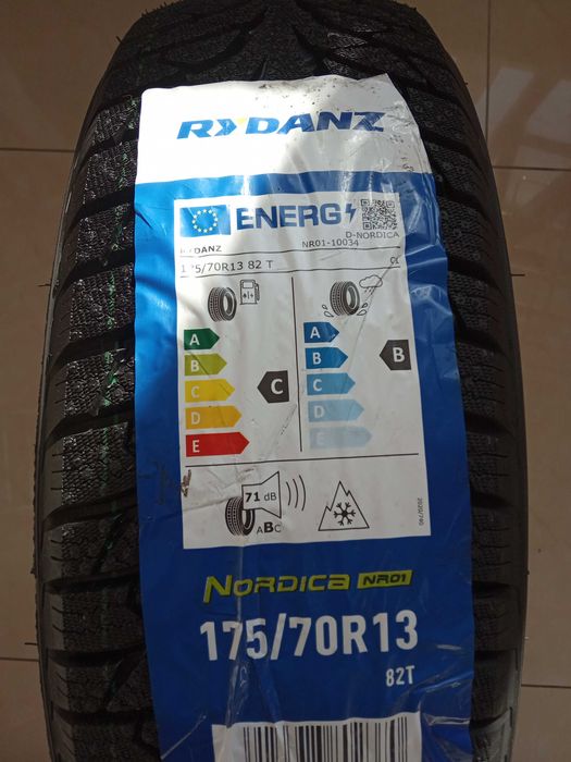 175/70R13 82T Rydanz NORDICA NR01 шини зимові 175 70 13 175/70 R13