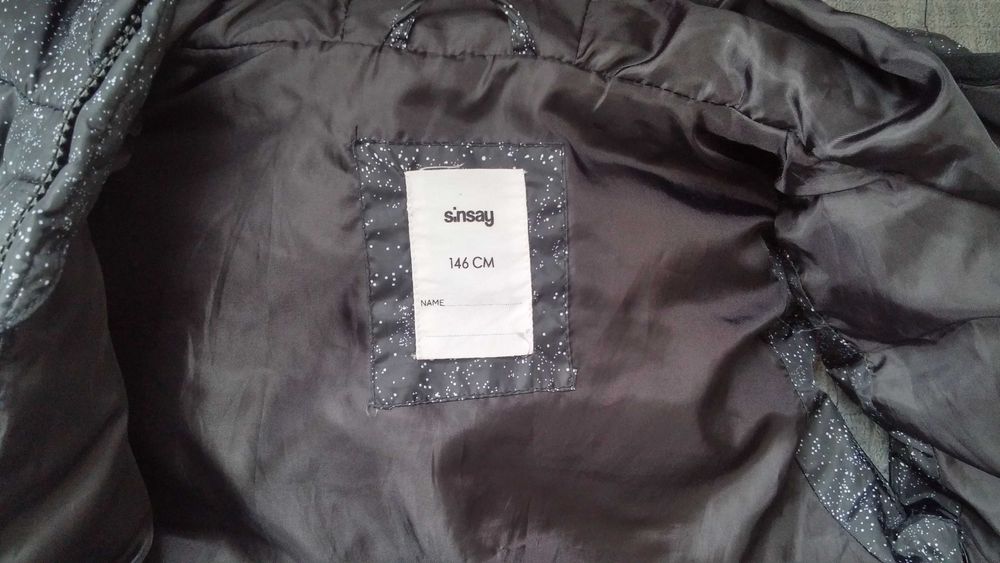czarny w kropki bezrękawnik serdak 146