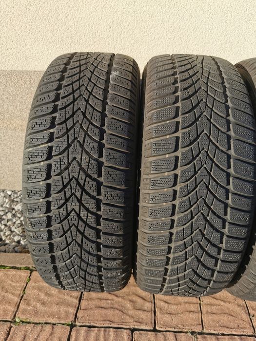 Komplet - Opony Zimowe Dunlop SP Winter Sport 205/55 R16