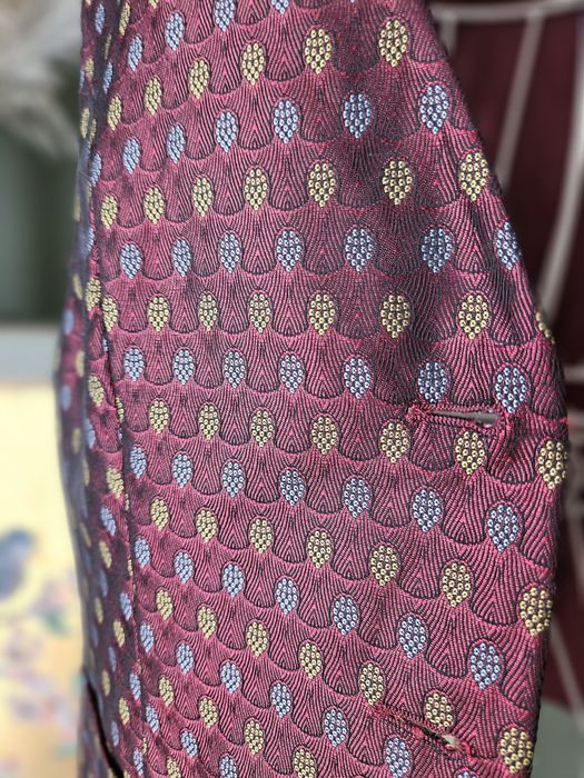 Burgundowa Kamizelka damska Retro Bordowa w Listki/Krople Złote Guziki