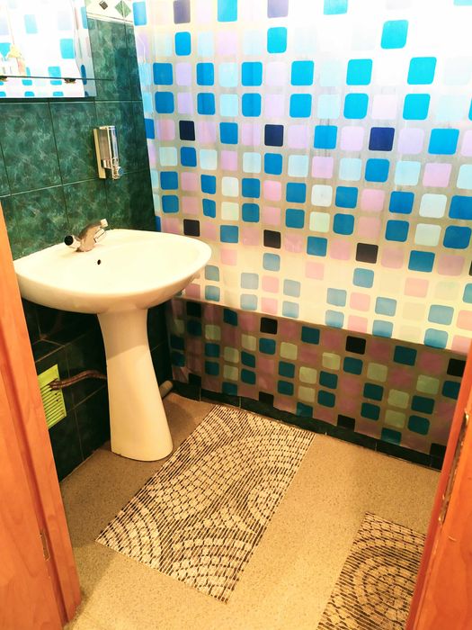 Аренда 70 м..кв. на М. Грушевского.