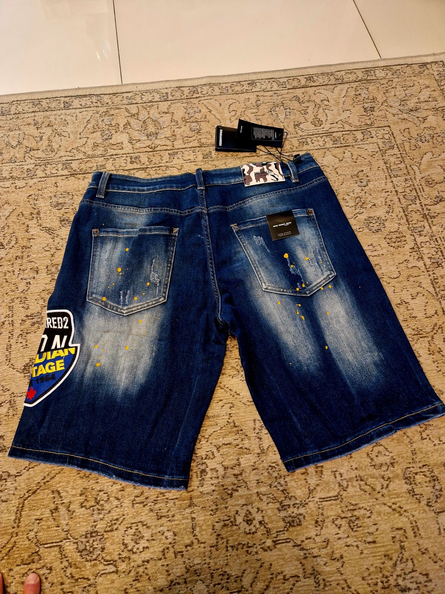 Krótkie spodenki jeansowe dsquared2