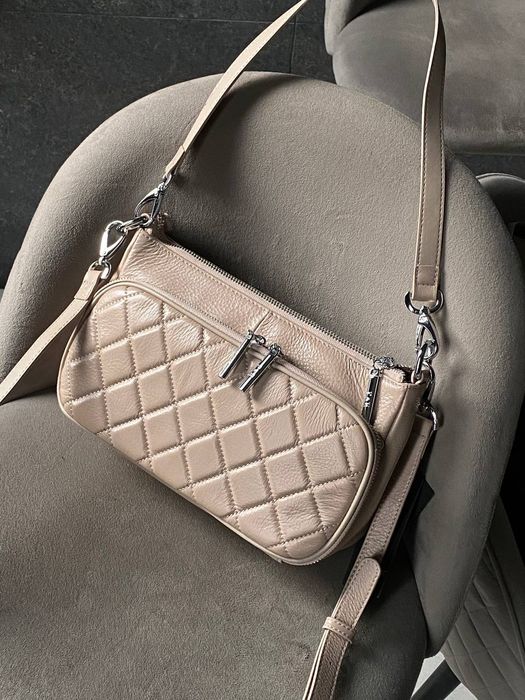 Бежева Сумка Polina&Eiterou шкіра натуральна
Polina&Eiterou