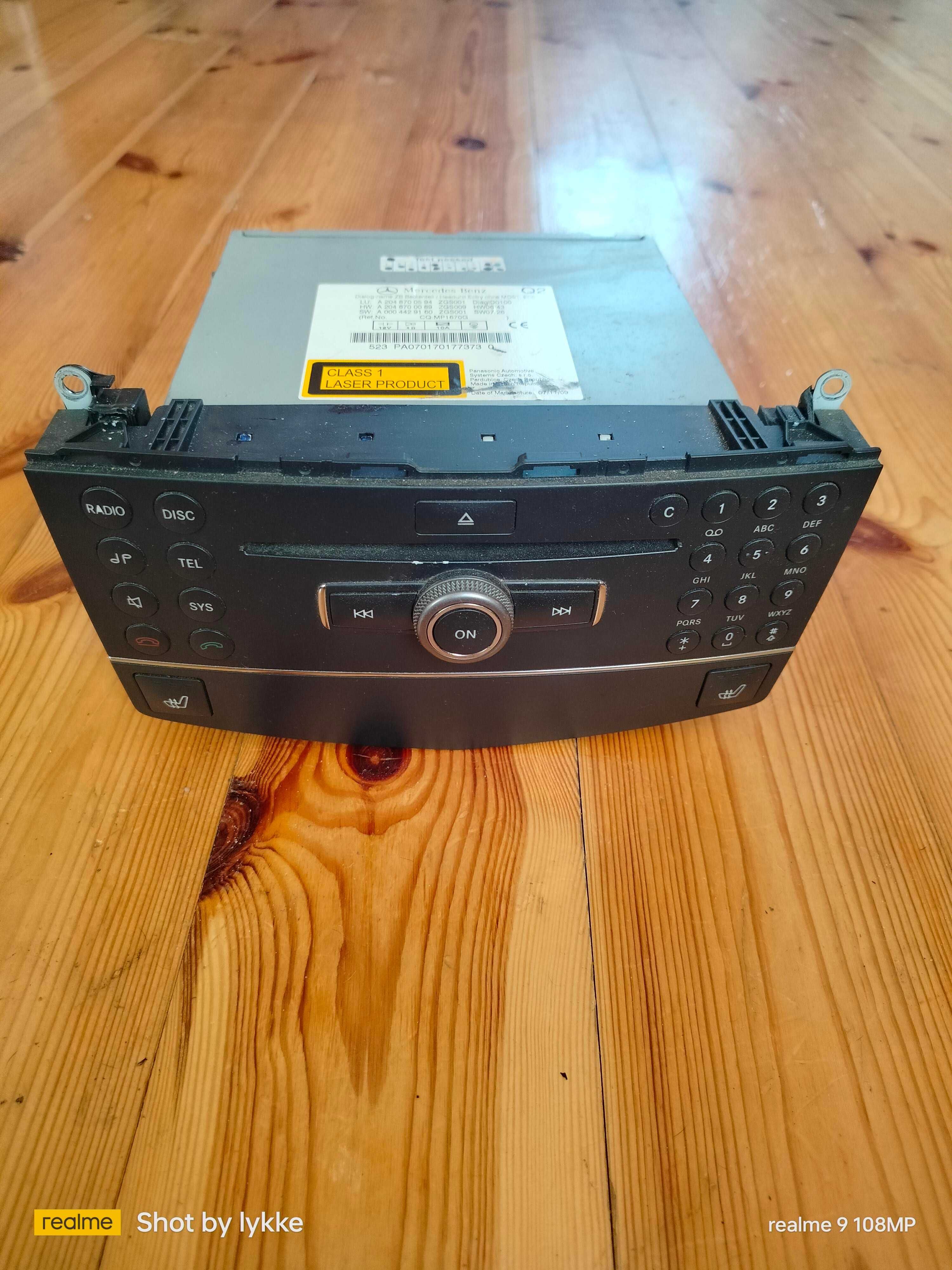 Mercedes W204 radio CD Q2 podgrzewanie foteli przełącznik