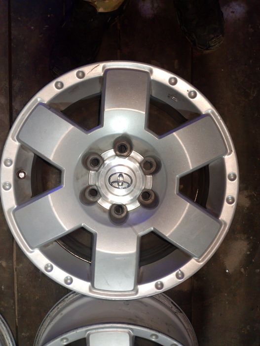 Продам диски в гарному збереженому стані