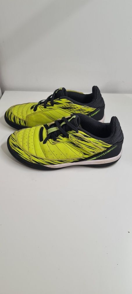 Buty sportowe piłkarskie halówki Decathlon r 31.