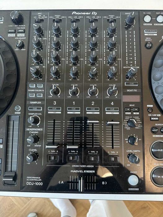 DJ PULT Pioneer DDJ-1000 + Kejs + Nakładka ochronna