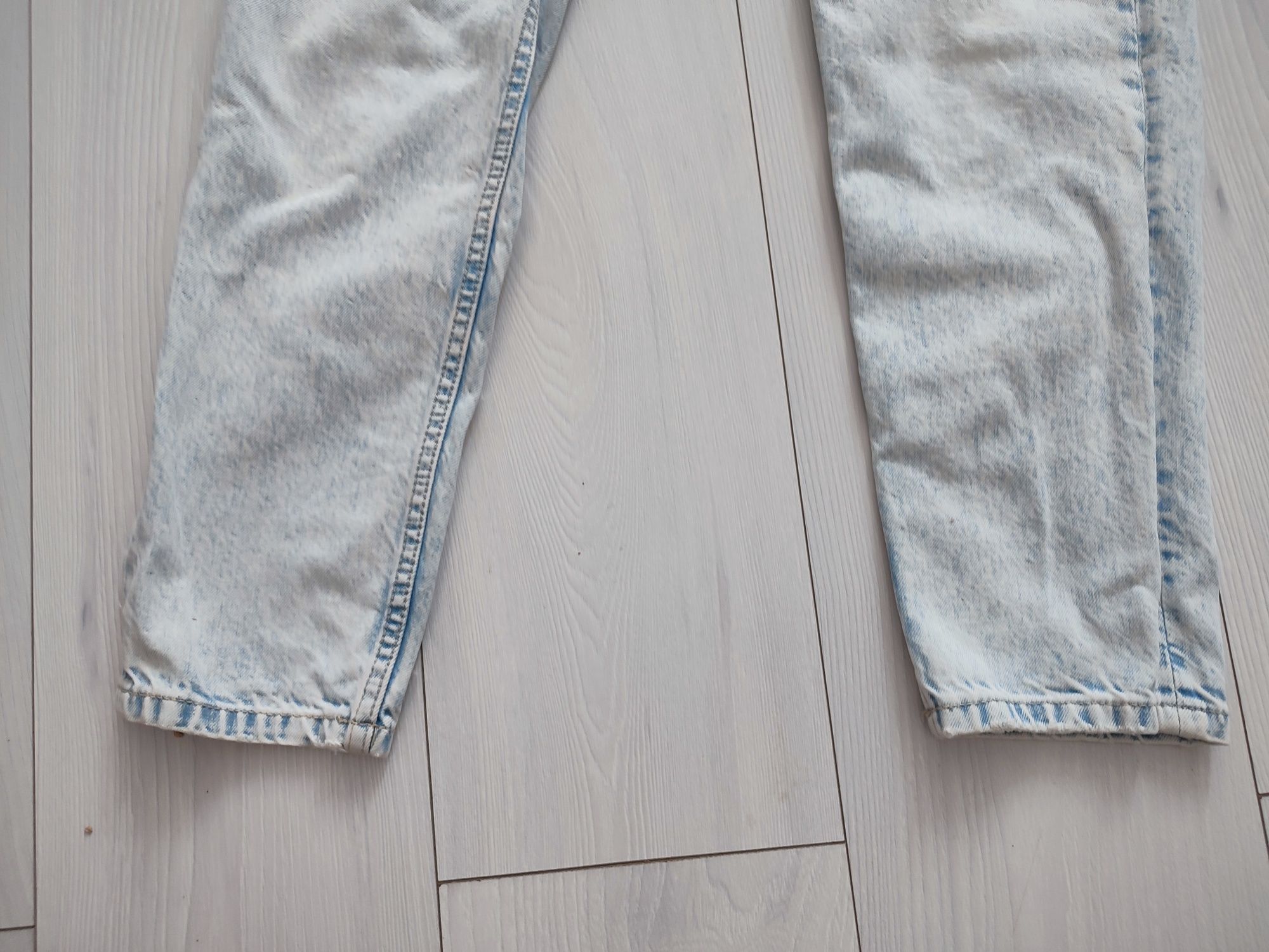 Bershka spodnie jeansy denim mom fit rozmiar 36 S