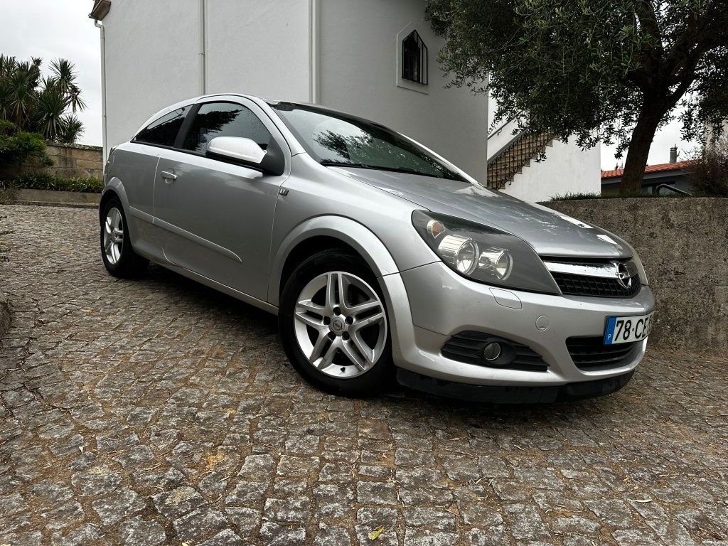 Opel Astra GTC  Van