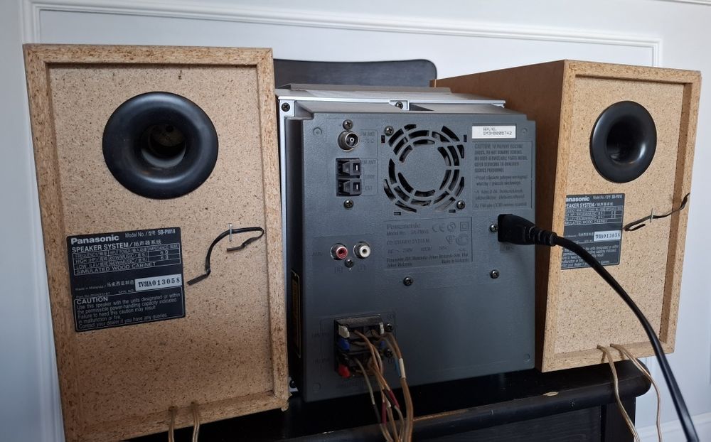Mini wieża Panasonic CD zmieniarka 5 płyt Bi-amp wszystko działa PM18