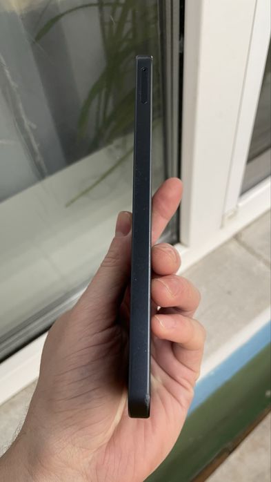 Самсунг а16,4/128