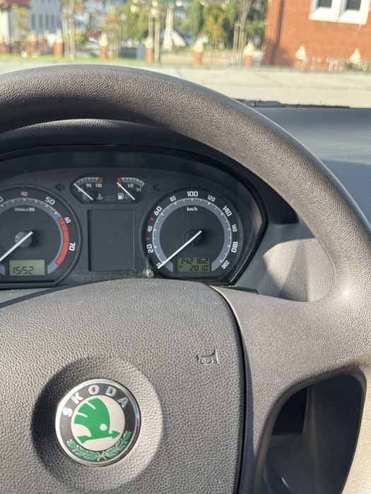 Okazja!! Skoda Fabia Ambient Lift 1.4 16V 142 przebiegu klima