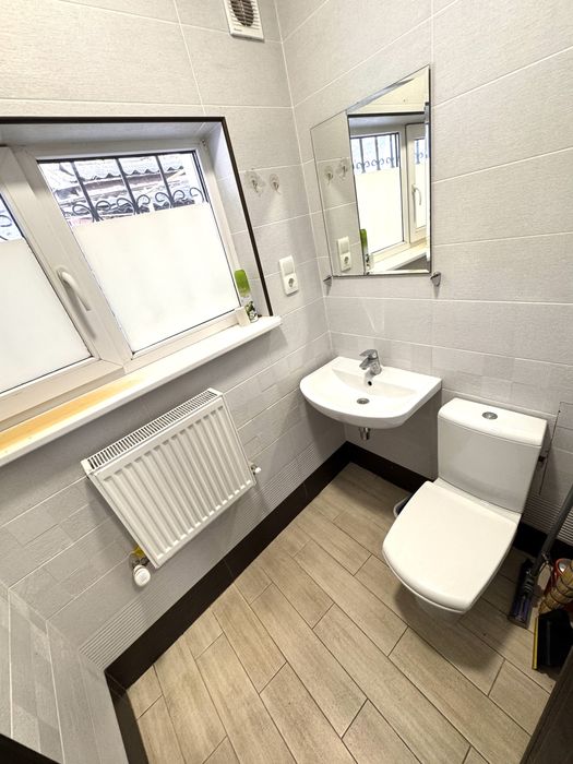 Уникальное предлодение. Центр!Квартира на земле.