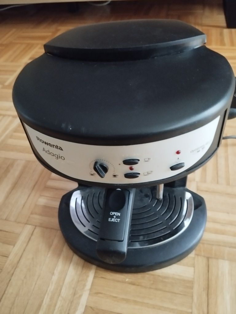 Ekspres ciśnieniowy do kawy
