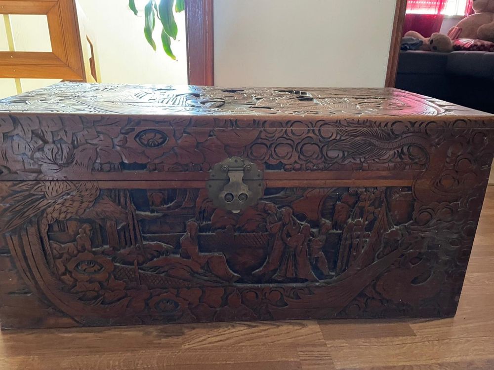 Bau de madiera artesanal