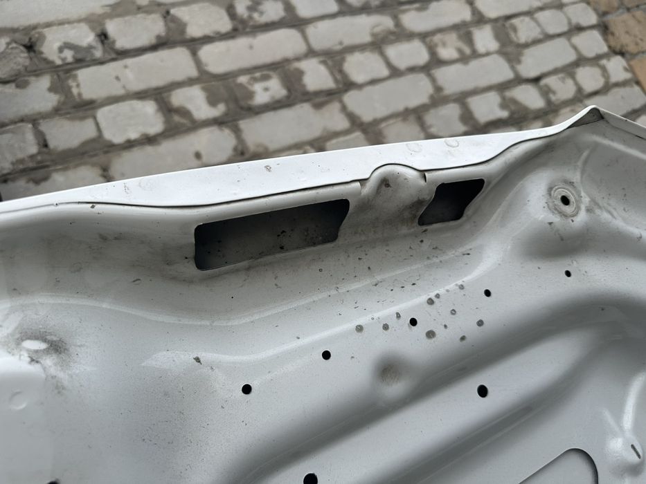 Peugeot 301 капот