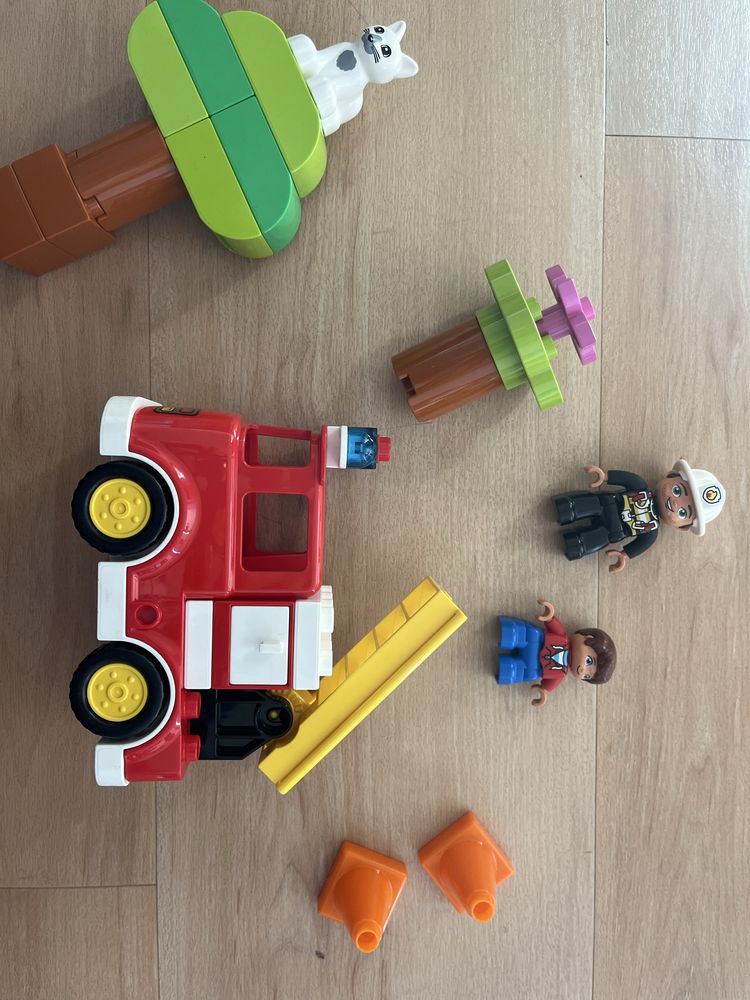 LEGO duplo Carro dos Bombeiros
