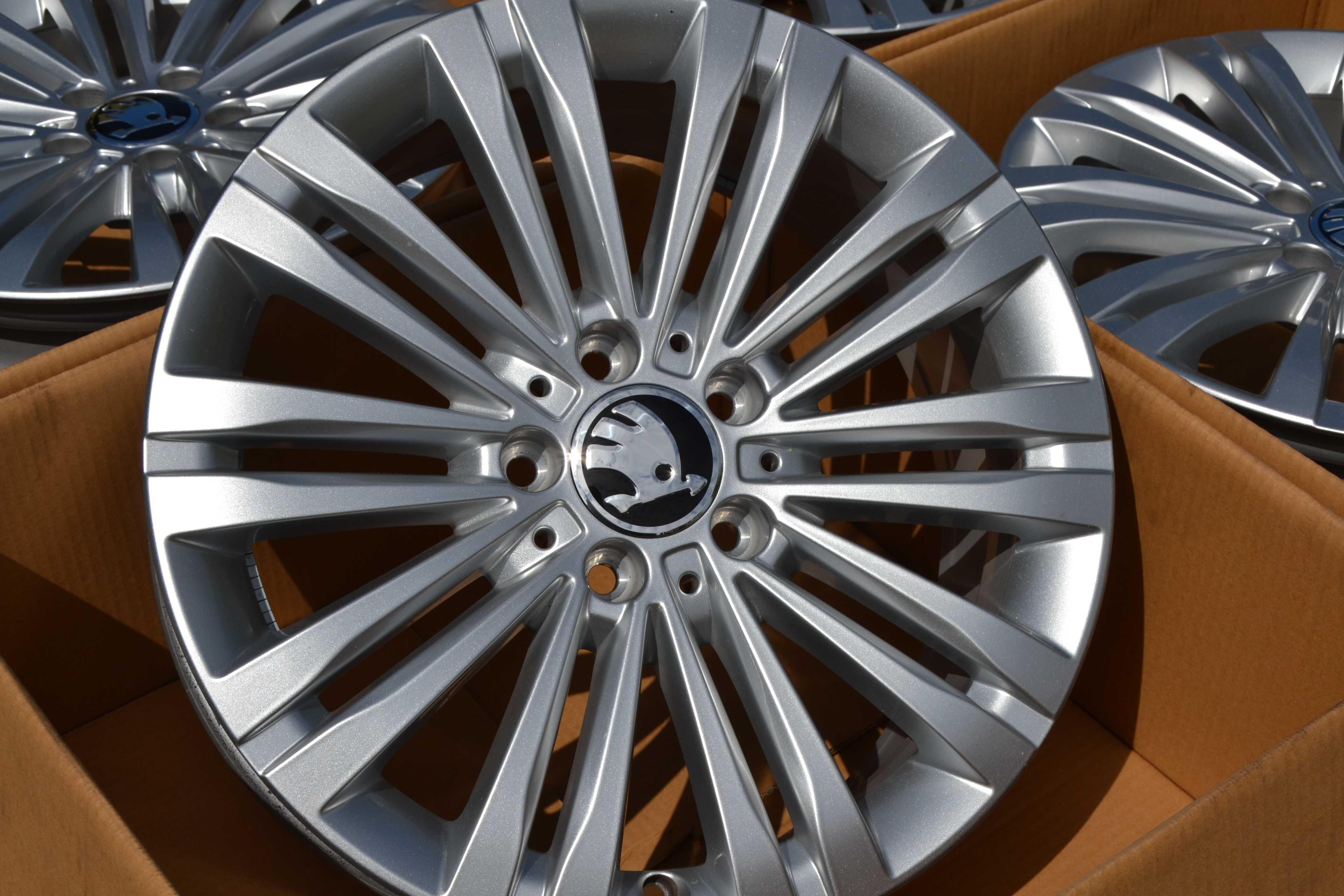 Skoda VW Passat B7 B8 Touran GOLF Felgi 17"Jak Nowe