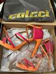 Sapatos Colcci novos