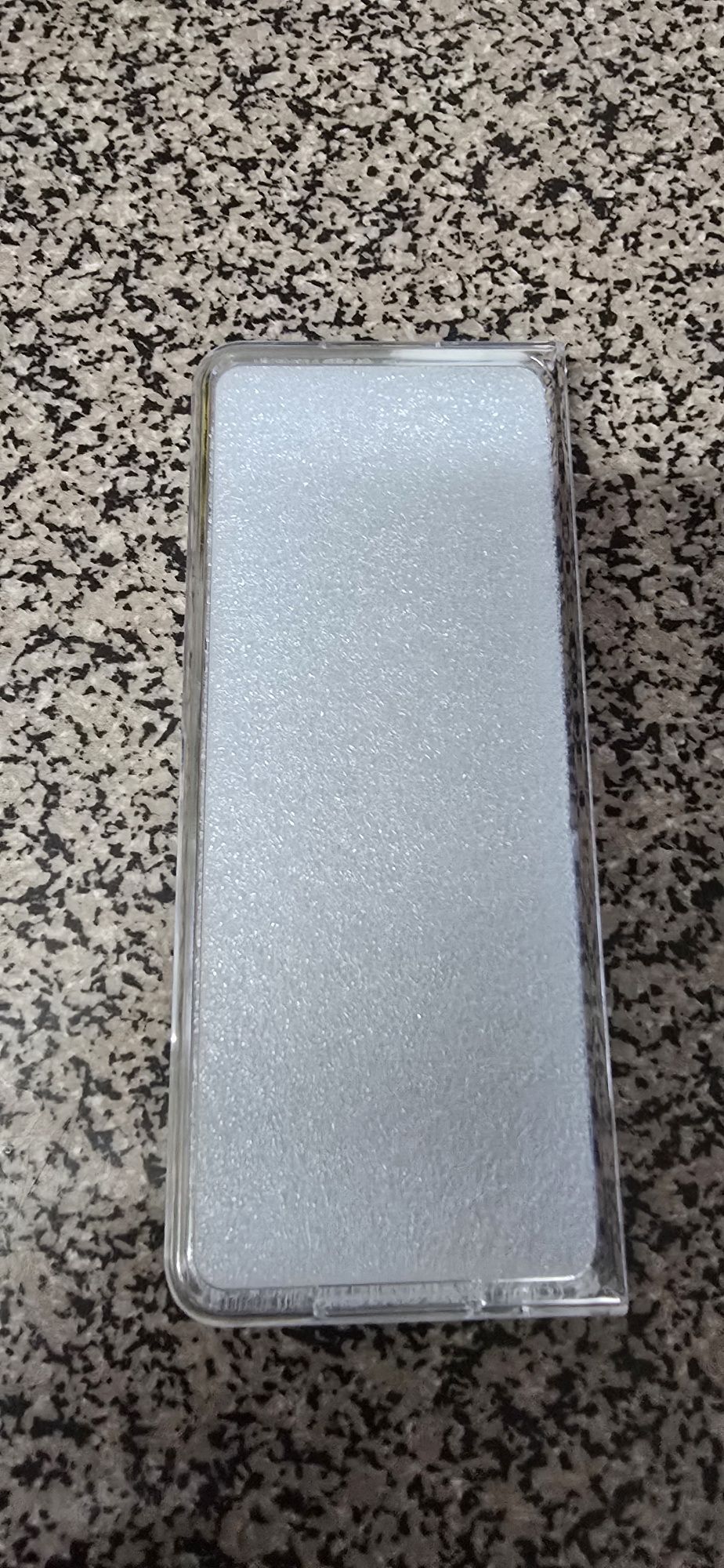 Samsung Galaxy Z Fold 4 (Nova)