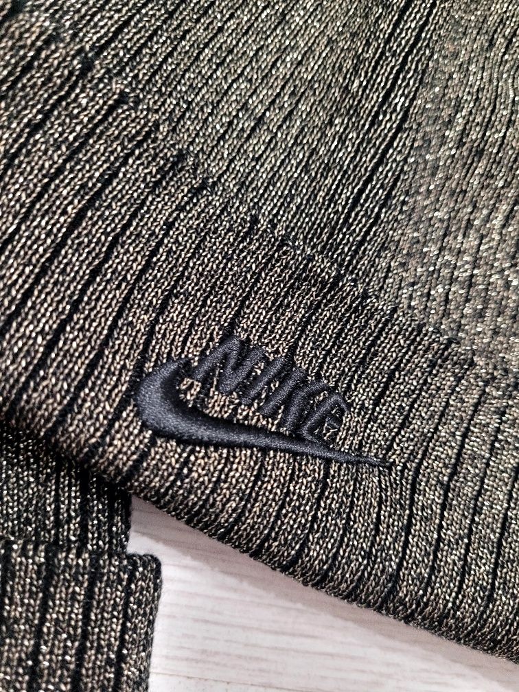 Шапка NIKE Sportswear нова оригінал