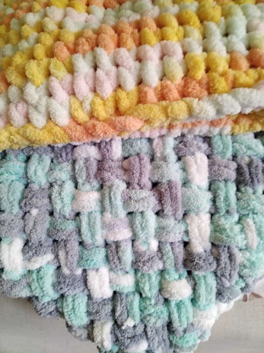 Продам 2 дитячіх пледа по 700грн. кожний