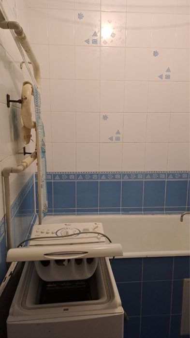 2х к. из.кв. вблизи ст.м.Дворец Спорта-21500$