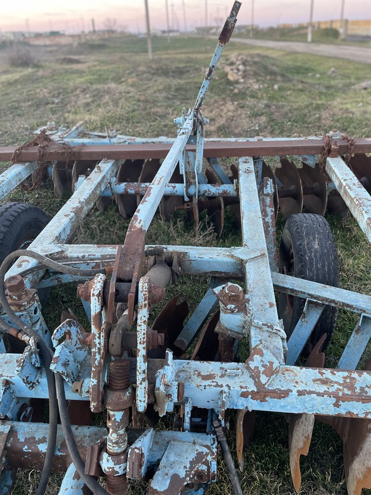 Продам дискову борону БДТ - 3