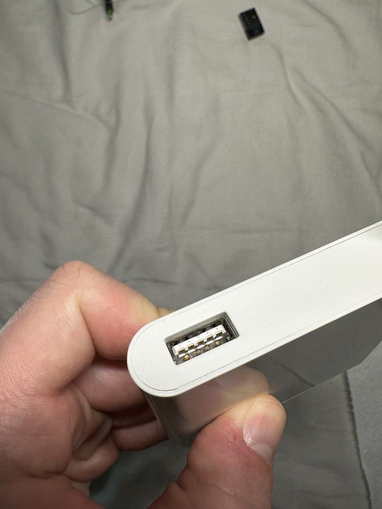 Перехідник з USB-c