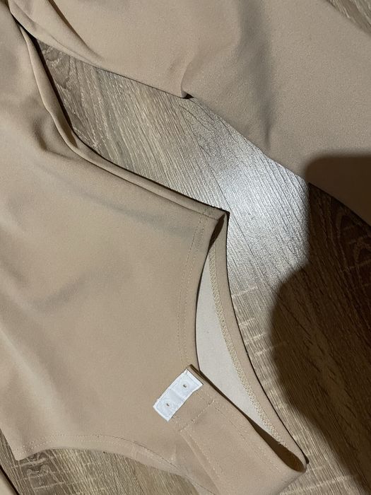 Нове боді з чашками