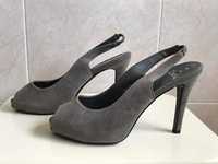 Sapatos de Senhora