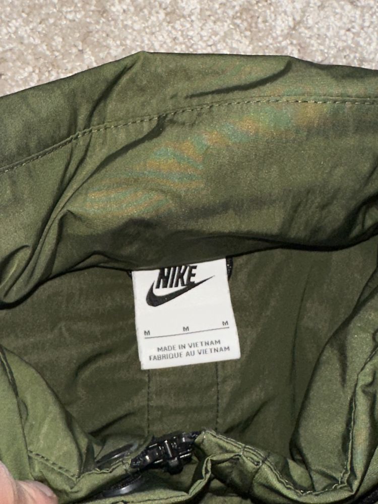 Куртка вітровка nike оригінал
