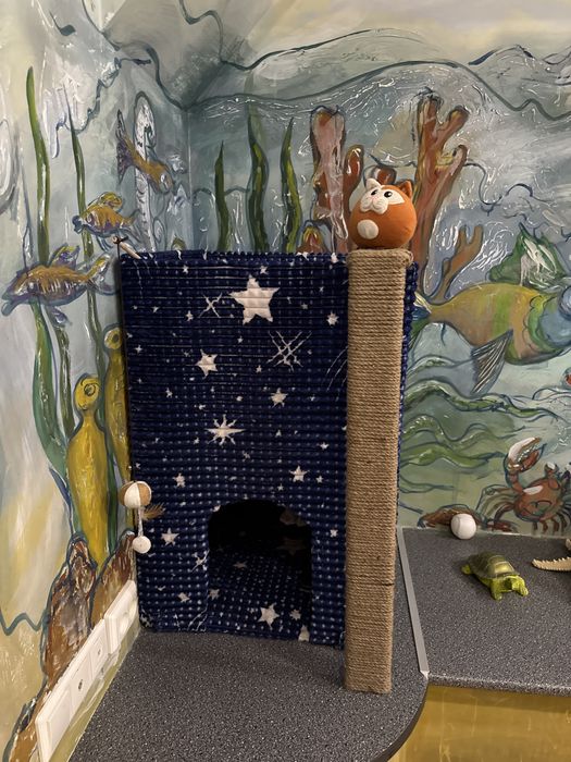 Іграшкова для котика