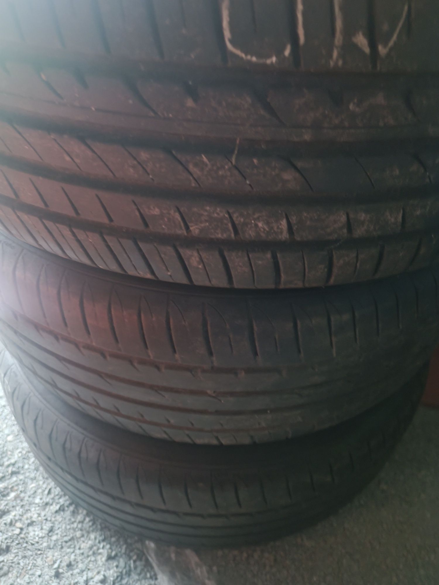 225/60 r17 Opony