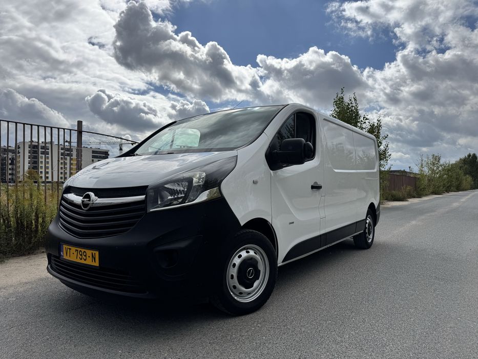 Opel Vivaro Long L2H1 bez AdBlue ! 95 koni Super Stan
