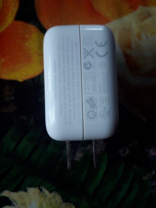 Швидка зарядка для айфона, apple нова. 20W, type-C. 10W, 5W вживані