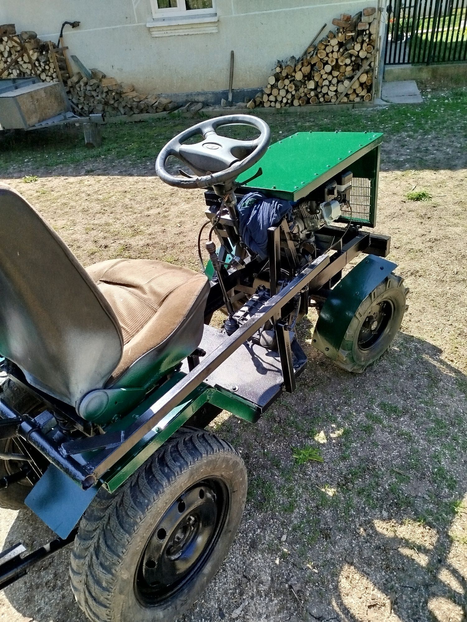 Продам міні тракторець