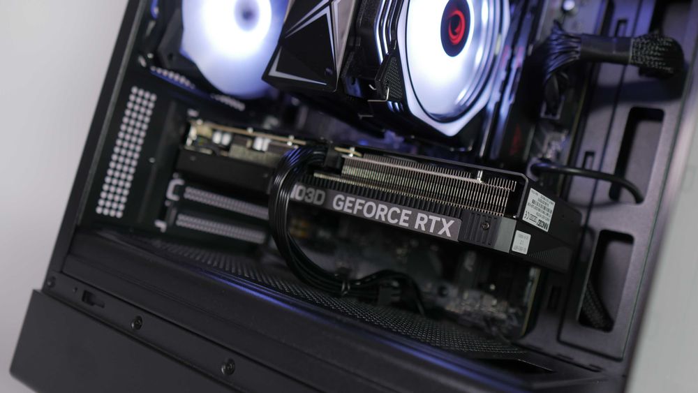 Komputer gamingowy Ryzen 5 8400f / 32gb DDR5 / 1TB / RTX5060TI 16GB FV