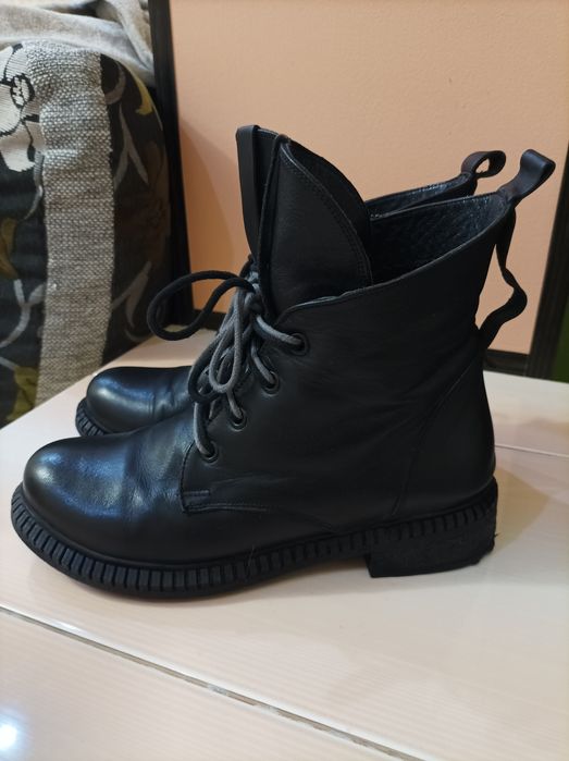 Черевики демісезонніі шкіряні 36 розмір