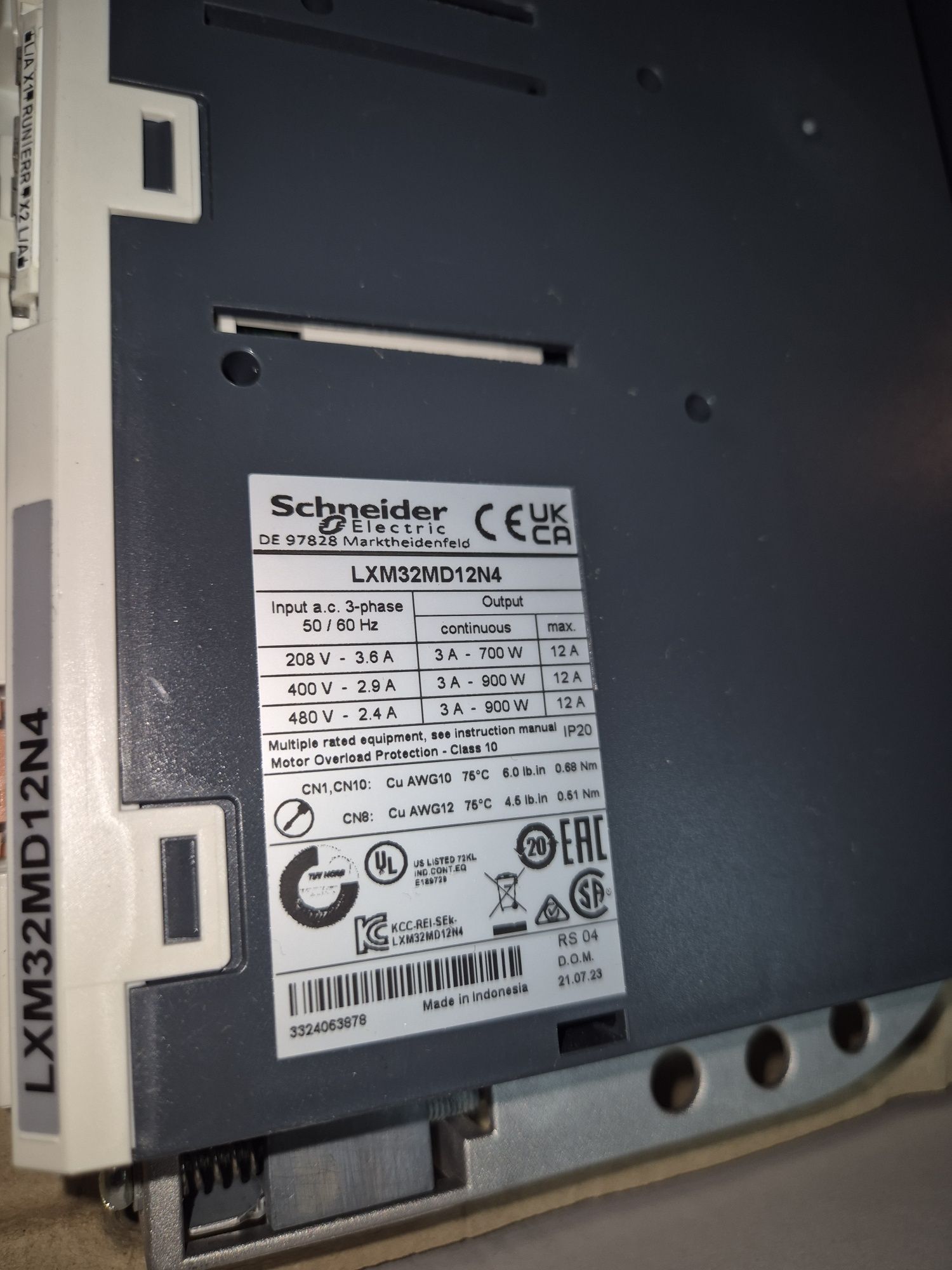 Sterownik silnika Schneider Lexium LXM32MD12N4