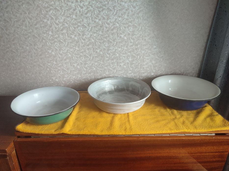 Продаю  вазы конфетницы СССР  бокалы для пива