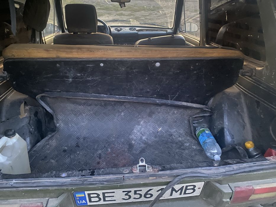 Продам авто Ниву 2121
