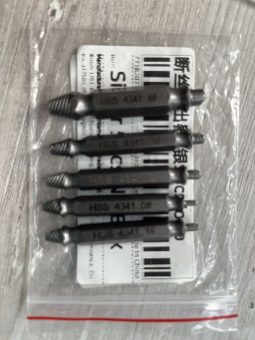 Набір екстракторів для зламаних гвинтів ( 10шт різних)